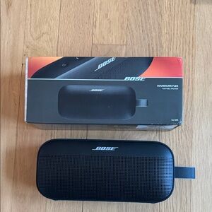 Bose SoundLink Flex Bluetooth Speaker - Black